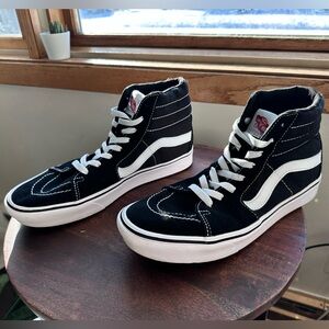 VANS High Top Sk8-er Shoes Mens 8.5  Women’s 10
